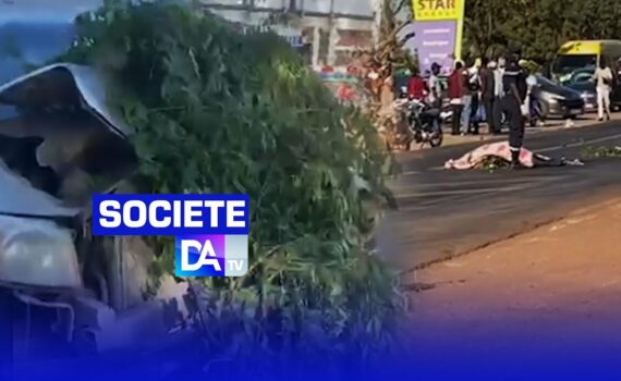 Collision entre un Jakarta et un 4×4  : Deux personnes décèdent Collision entre un Jakarta et un 4×4  : Deux personnes décèdent