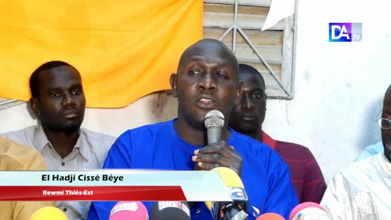 Thiès : El Hadji Cissé Bèye et ses sympathisants très remontés contre Idrissa Seck Thiès : El Hadji Cissé Bèye et ses sympathisants très remontés contre Idrissa Seck