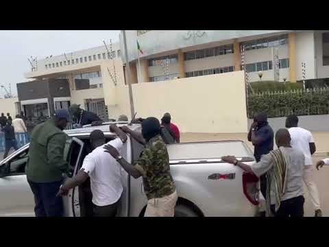 Barthélémy Dias quitte le Tribunal, en Urgence pour…