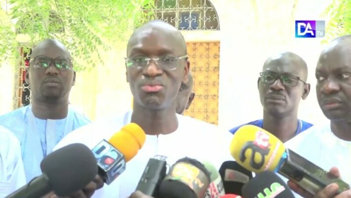 Le dg de l’AIBD, Abdoulaye Dièye répond à ses détracteurs : « J’ai été PDG d’une société que, à partir de zéro, j’ai hissée au plus haut niveau. Tous les observateurs savent que l’aéroport est sur la bonne voie. «  Le dg de l’AIBD, Abdoulaye Dièye répond à ses détracteurs : « J’ai été PDG d’une société que, à partir de zéro, j’ai hissée au plus haut niveau. Tous les observateurs savent que l’aéroport est sur la bonne voie. «