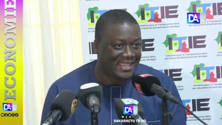 « Le secteur privé national est appelé à s’impliquer … dans le développement du contenu local « (Ousmane Mbaye, président de la chambre des mines du Sénégal) « Le secteur privé national est appelé à s’impliquer … dans le développement du contenu local « (Ousmane Mbaye, président de la chambre des mines du Sénégal)