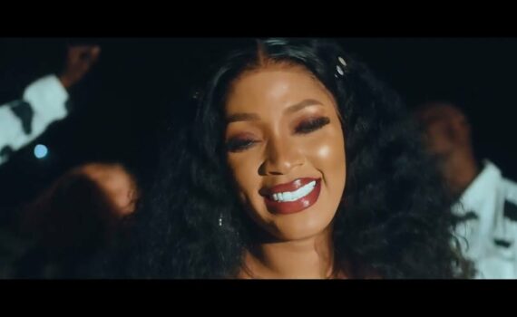 Djelykaba Bintou, la voix d’or de Guinée, poursuit sa conquête musicale avec « Nkelenta » (vidéo) Djelykaba Bintou, la voix d’or de Guinée, poursuit sa conquête musicale avec « Nkelenta » (vidéo)