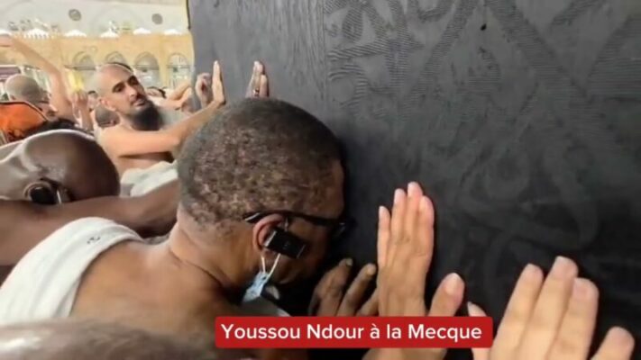 Youssou N’Dour à la Mecque : « Que Dieu, le créateur et l’ultime, accepte notre Omra » (vidéo)