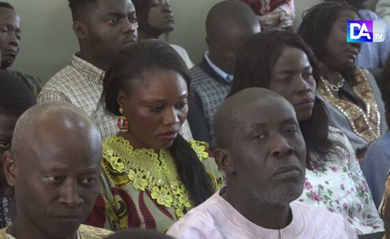 Visite pastorale à Dakar : La position de Jean-Baptiste Valter Manga, évêque de Ziguinchor sur la paix en Casamance Visite pastorale à Dakar : La position de Jean-Baptiste Valter Manga, évêque de Ziguinchor sur la paix en Casamance