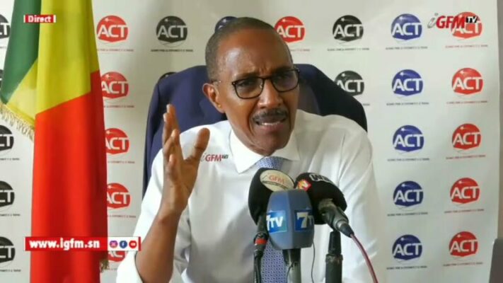 ACT : changement à la tête du parti, Abdoul Mbaye se retire