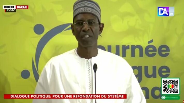 Dialogue politique :  Abdoulaye Daouda Diallo suggère la traduction des conclusions consensuelles en actes réglementaires Dialogue politique :  Abdoulaye Daouda Diallo suggère la traduction des conclusions consensuelles en actes réglementaires