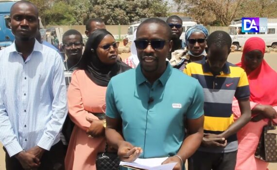 Sit-in des agents de santé du programme « Kheuyou Ndaw Gni » : le collectif exige le renouvellement et la revalorisation de leurs contrats Sit-in des agents de santé du programme « Kheuyou Ndaw Gni » : le collectif exige le renouvellement et la revalorisation de leurs contrats