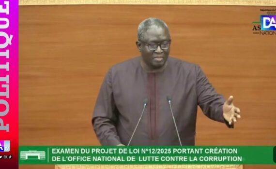 Ayib Daffé réplique à Aissatou Tall Sall : ce n’est pas le projet qui « dégage », mais les réformes de l’OFNAC Ayib Daffé réplique à Aissatou Tall Sall : ce n’est pas le projet qui « dégage », mais les réformes de l’OFNAC