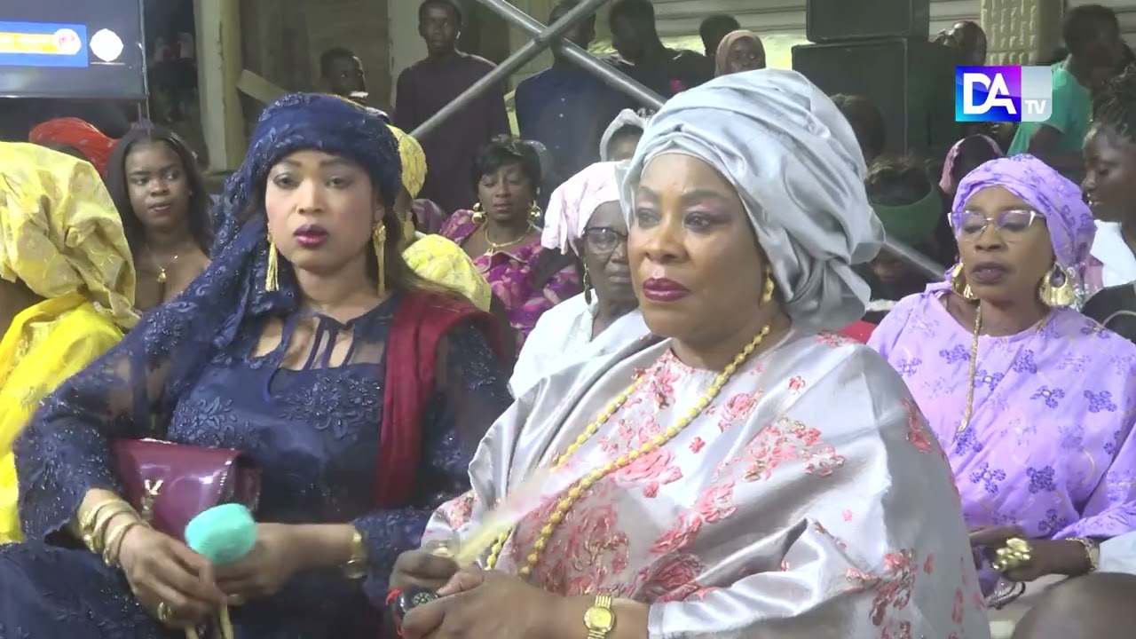 Gamou à Mermoz Sacré-Cœur : le maire Alioune Tall salue l’œuvre de Serigne Saliou Thioune lors de la nuit du Prophète Gamou à Mermoz Sacré-Cœur : le maire Alioune Tall salue l’œuvre de Serigne Saliou Thioune lors de la nuit du Prophète