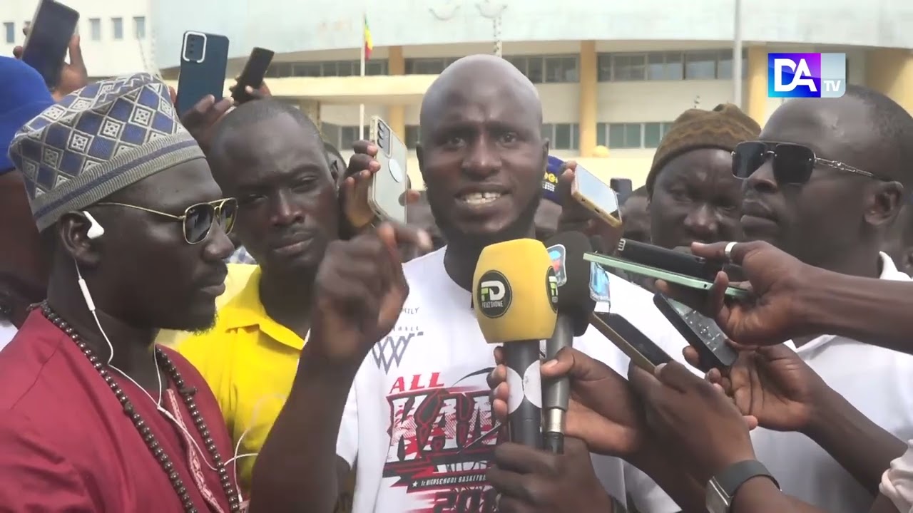 Tribunal de Dakar : Les chauffeurs de taxis  dénoncent une décision  favorable aux VTC Tribunal de Dakar : Les chauffeurs de taxis  dénoncent une décision  favorable aux VTC