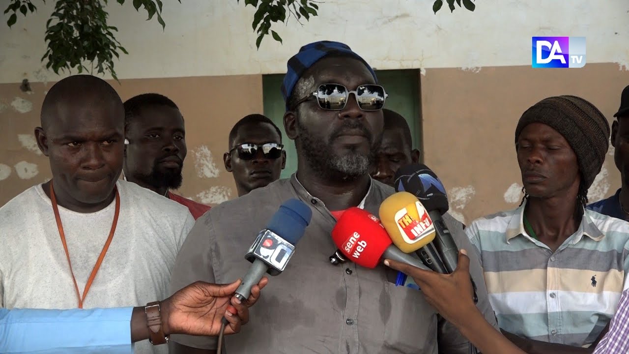 Thiès- défaut de mutation et tracasseries: Les camionneurs tirent la sonnette d’alarme Thiès- défaut de mutation et tracasseries: Les camionneurs tirent la sonnette d’alarme